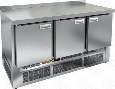 СТОЛ С МОРОЗШКАФОМ HICOLD SNE 111BT